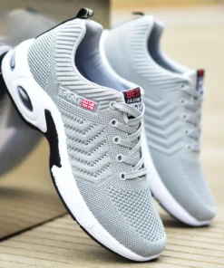 2025 new spring trend sports men's shoes Lace-up thick sole casual breathable fashion shoes Large size Wear skid resistance